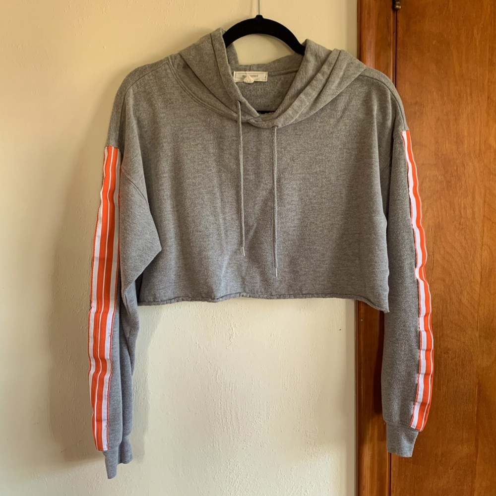 Cropped, hooded sweatshirt